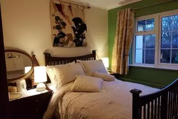 Bed and Breakfast Brookvale