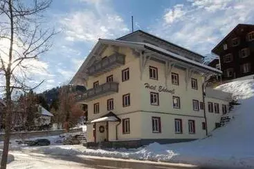Hotel Pension Edelweiss   Bergdorf Gargellen 1423m