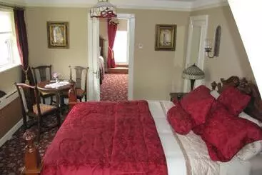 Bed and Breakfast Riverside Lodge