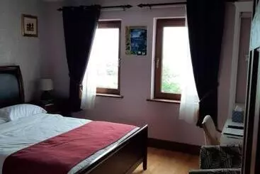 Rossroe Lodge B&b