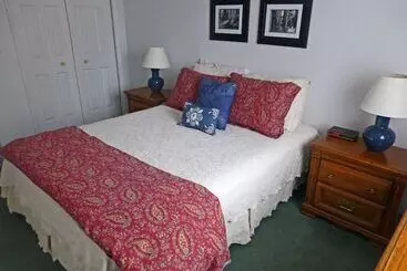 Hotelli Redwood Suites