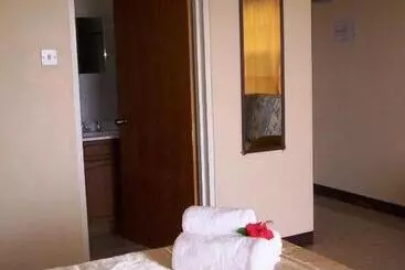 هتل The Relax Inn