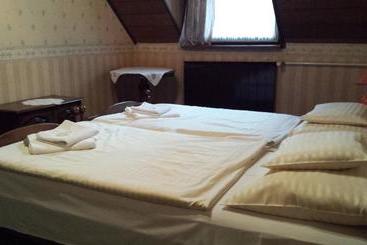 Bed and Breakfast Kocsis Panzió és étterem