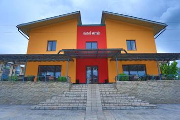 هتل Amir
