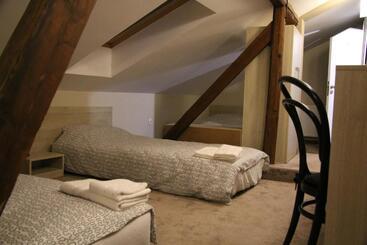 هاستل La Maison Ruse