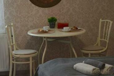 צימר Rebeka Panzió