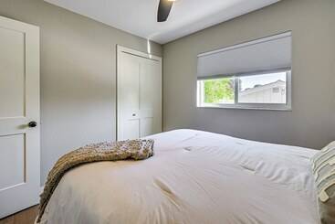 Dom wiejski Manasota Key Home W/ Screened Porch: Walk To Beach