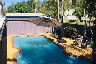 Emerald Highlands Motel