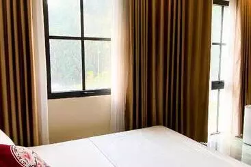 Hotel Lan Tường