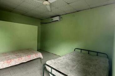 بنسيون Hospedaje 168