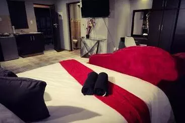 ホテル Bains Game Lodge Sky S Overnight