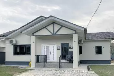 Hotel Oyo 90965 Lakut Valley Homestay