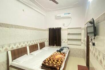 Pensjonat Khatu Shyam Baba Room Booking