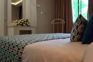 هتل آپارتمان Penthouse Cosy Avec Piscine Privée