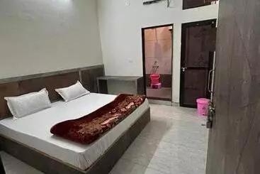 Otel Raj Krishanam