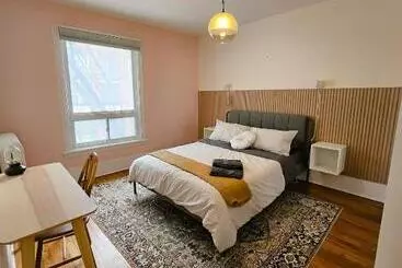 ペンション Ottawa Downtown Cozy Guesthouse