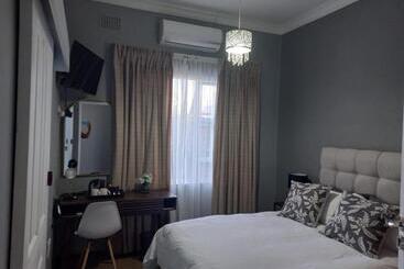 פנסיון @rest Guest House