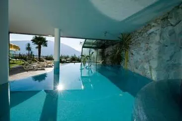 هتل Appartements Graf Hartwig