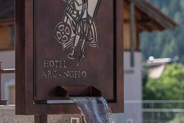 Отель Arcangelo 3 Stelle Superior