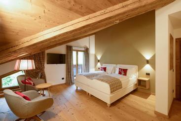 בית מלון כפרי Fiori Dolomites Experience