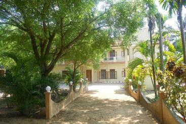 پانسیون Jaffna Lotus Inn