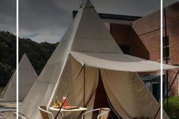 Szálloda Glamping Termales La Calera