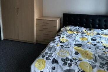 ペンション Detached House Neat