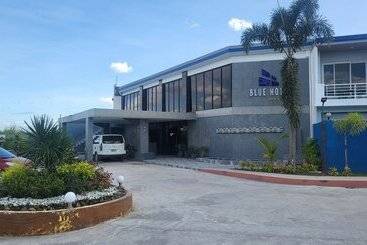 Blue Hotel And Resort