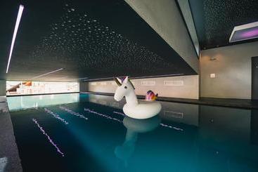 Отель Adlernest