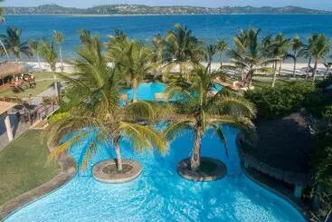 Resort San Martinho Beach Club