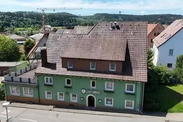 ユースホステル Landgasthof Kreuz Mit Gästehaus