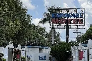 Espacial Motel