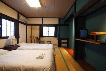 פנסיון Buna Kusatsu Onsen Inn