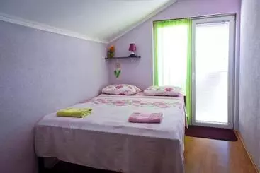 Goldy Hostel
