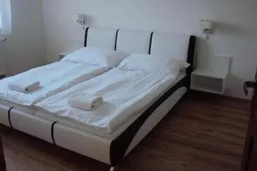 Motel Senec
