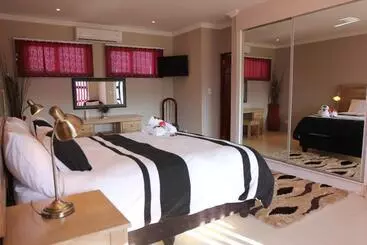 Bed and Breakfast Casa Bianca Guest Lodge