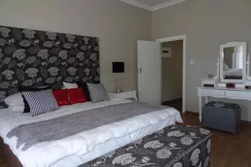 Bed & Breakfast Die Olyfhuis