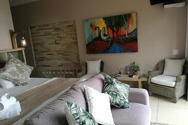 住宿加早餐  Lavandula Manor Self Catering