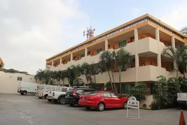 هتل Palapa Palace