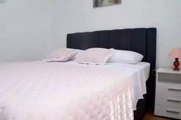 ペンション Room In Apartment   Charming Apartment Venilia Blue, Sleeps 4