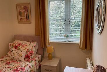 Captivating 2 Bed Cottage In Grewelthorpe