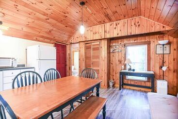 Cottage By The Pond The Perfect Cozy Escape!