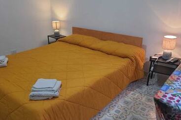 Pensión Bed And Breakfast Villa Angelina