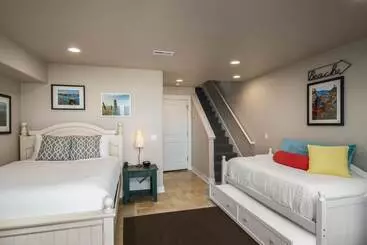 Mökkimajoitus Moonlight By Avantstay Modern Home W/ Views & Direct Access To Rockaway Beach