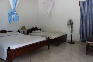 Bed & Breakfast Family Beach Bungalows