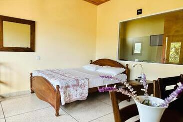 Bed and Breakfast The Views Kandy   360 Mountain View