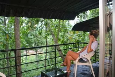 Hotel Tulip Of Ceylon Nature Resort