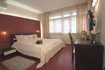 Hotel Krystal