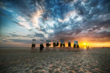 هتل Maestro Design