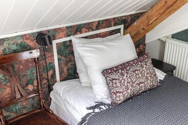 Rosenhill Bed & Breakfast